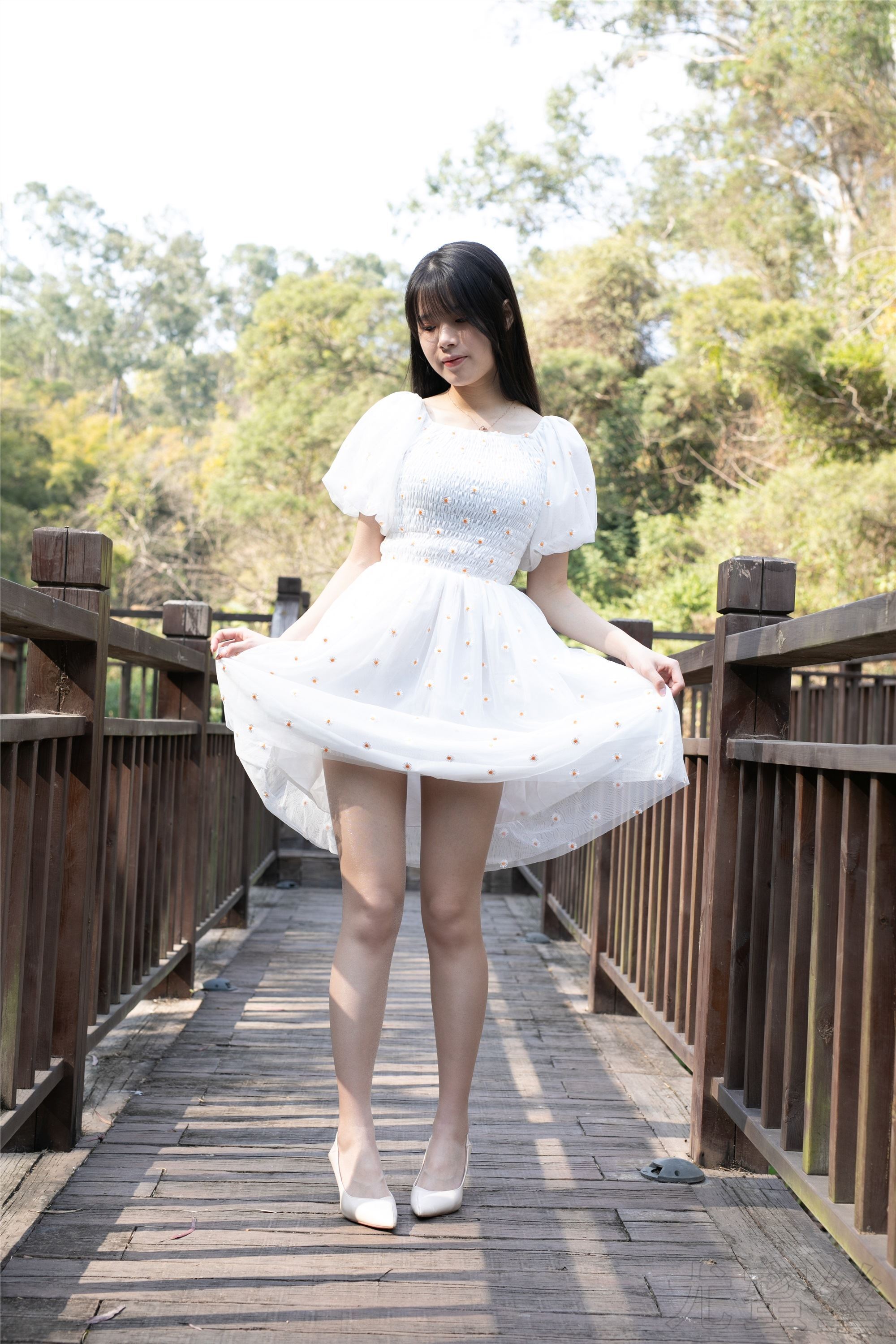 尤蜜丝 穿搭写真 NO.046